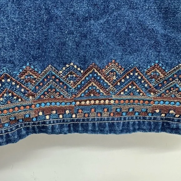 JLNY VINTAGE plus size cotton denim embroidered western sleeveless dress. 2X - Picture 8 of 10
